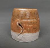 A picture containing indoor, doughnut, ceramic ware

Description automatically generated