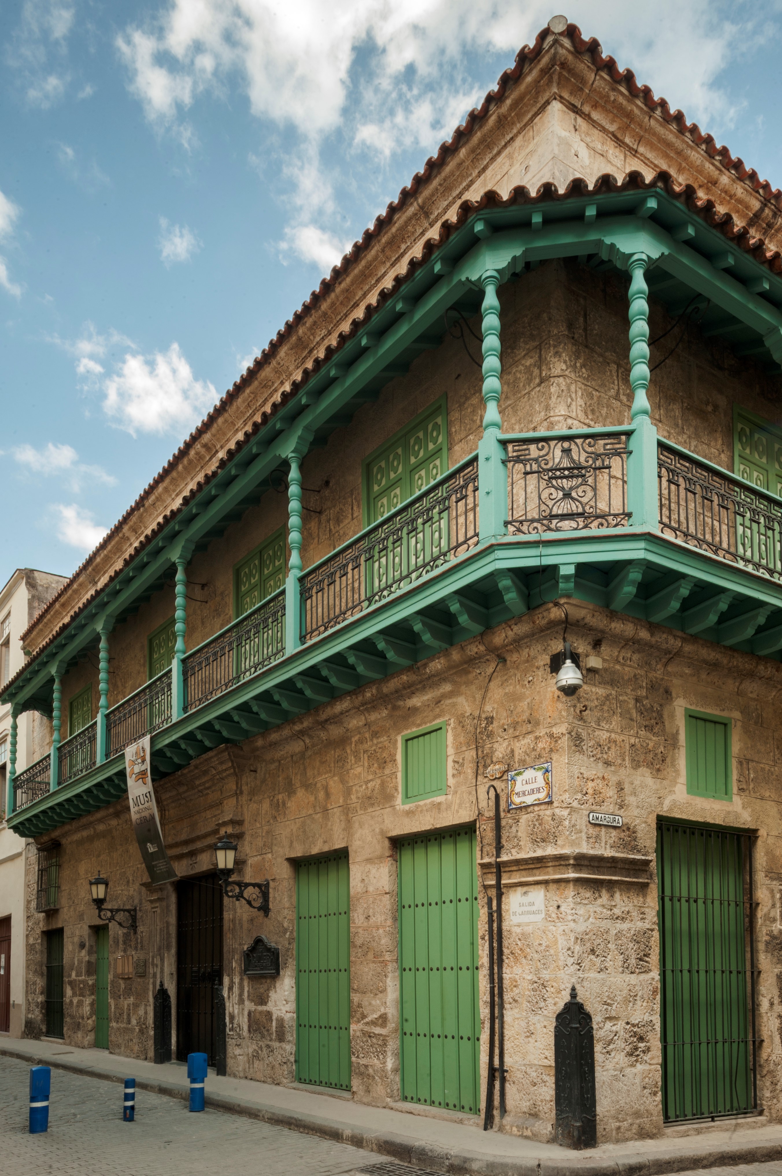 La colección de cerámica artística cubana: El Museo. 